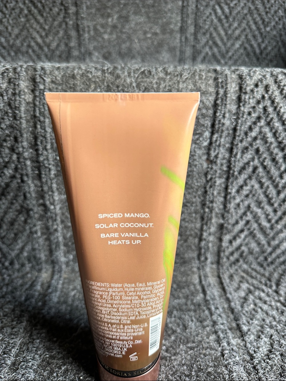 Victoria’s Secret Bare Vanilla Heat Body Lotion - Picture 3 of 7